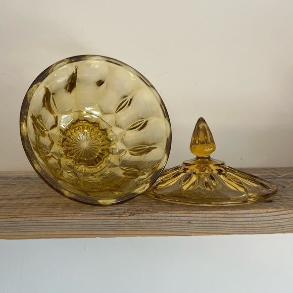 Vintage Amber Honey covered candy dish - Picture 7 of 10